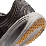 Nike-Vomero-18