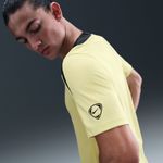Nike-Strike