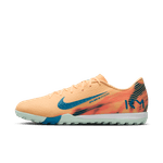 Nike-Mercurial-Vapor-16-Academy--Kylian-Mbappe-