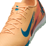 Nike-Mercurial-Vapor-16-Academy--Kylian-Mbappe-