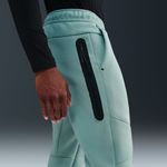 Nike-Tech