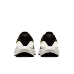 Nike-Revolution-8