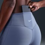 Nike-Universa