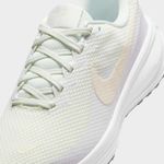 Nike-Revolution-8