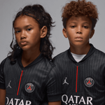 Paris-Saint-Germain-2025-26-cuarta-equipacion