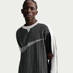 Nike-Sportswear-Club