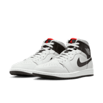 Air-Jordan-1-Mid