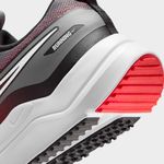Nike-Cosmic-Runner
