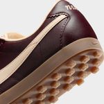 Nike-Astrograbber-Leather