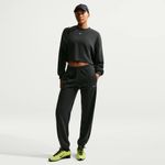 Nike-Sportswear-Chill-Terry