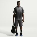 Nike-Sportswear-Premium-Essentials