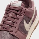Nike-Dunk-Low-Premium-SE