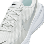 Nike-Revolution-8