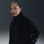 Nike-Sportswear-Essential