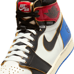 IO7847_002_G_PREM.jpg
