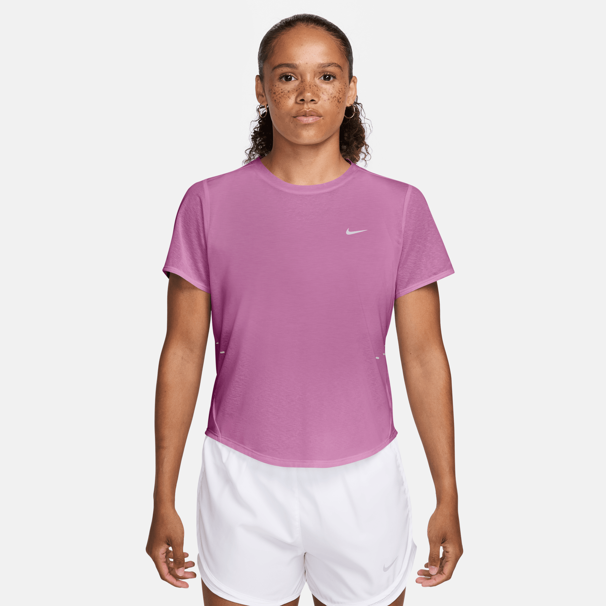 Nike Swift Breathe Polera Dri-FIT de manga corta para mujer
