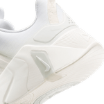 II7406_101_H_PREM.jpg
