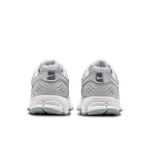 IB8929_004_F_PREM.jpg