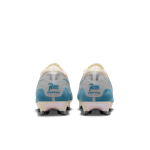 IQ3365_002_F_PREM.jpg