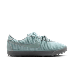 IR5687_395_C_PREM.jpg