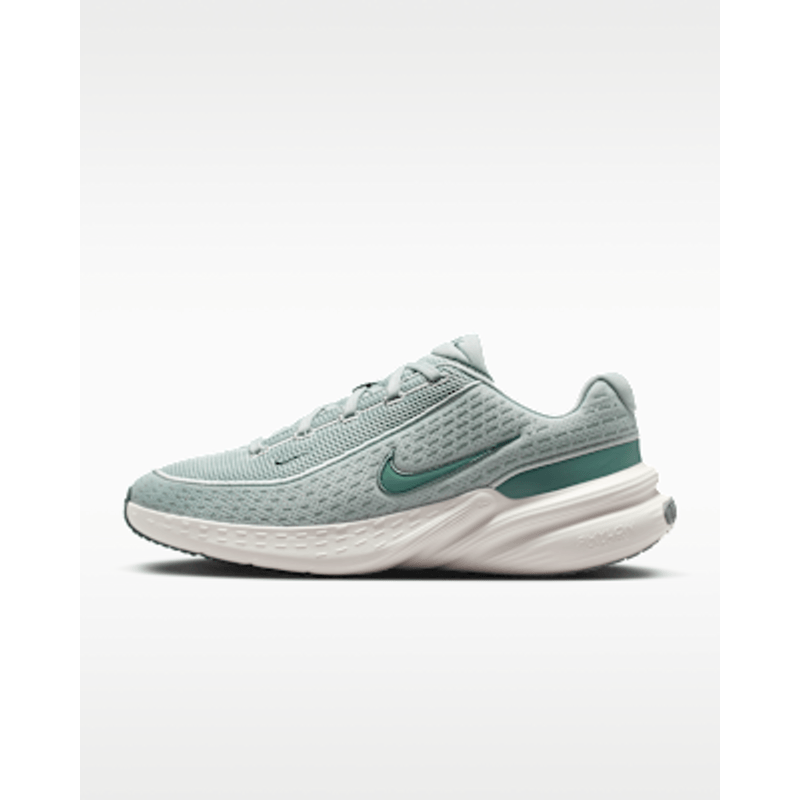 Nike Uplift SC