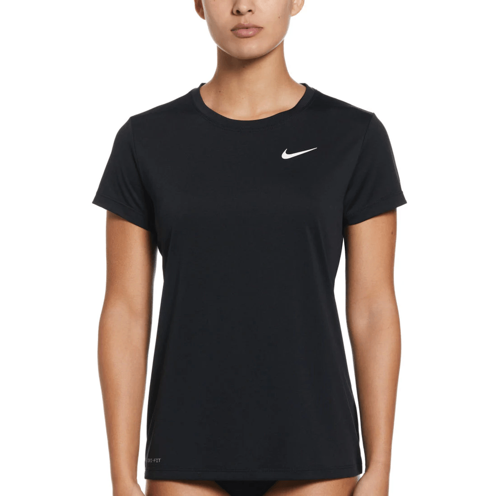 NIKE ESSENTIAL SHORT SLEEVE HYDROGUARD Polera Dri-FIT UV de manga corta para mujer