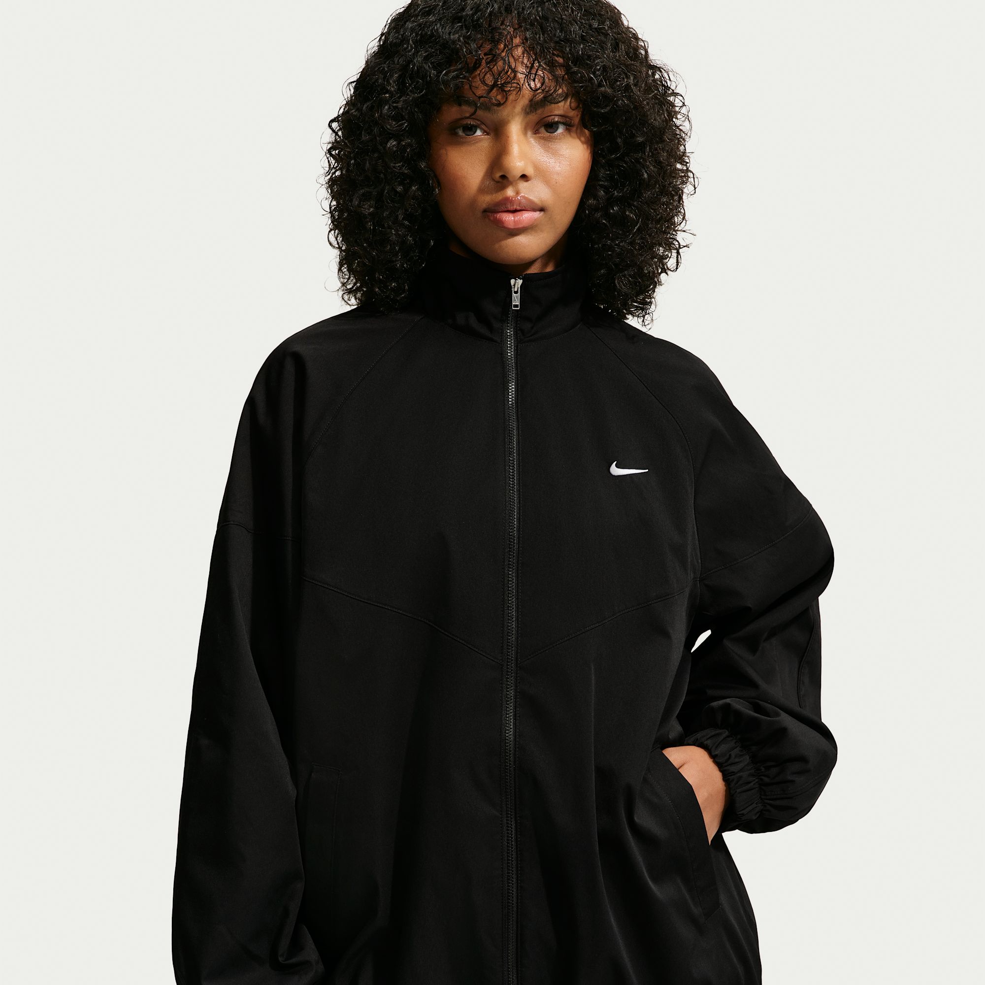 Nike Sportswear Chaqueta deportiva oversized para mujer