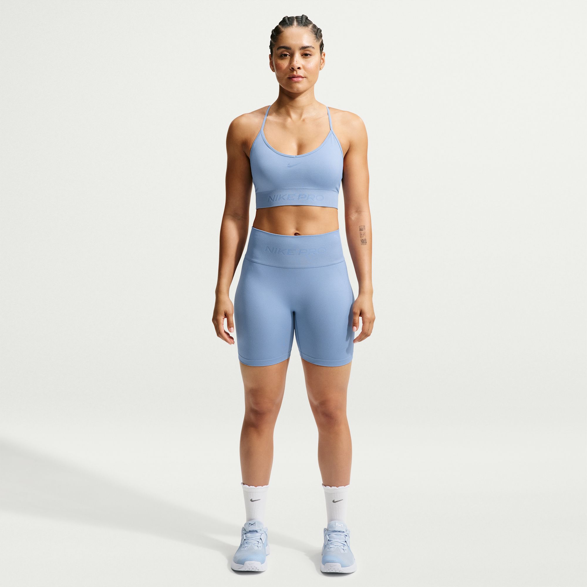 Nike Pro Seamless Short de ciclismo Dri-FIT de tiro alto de 13 cm para mujer