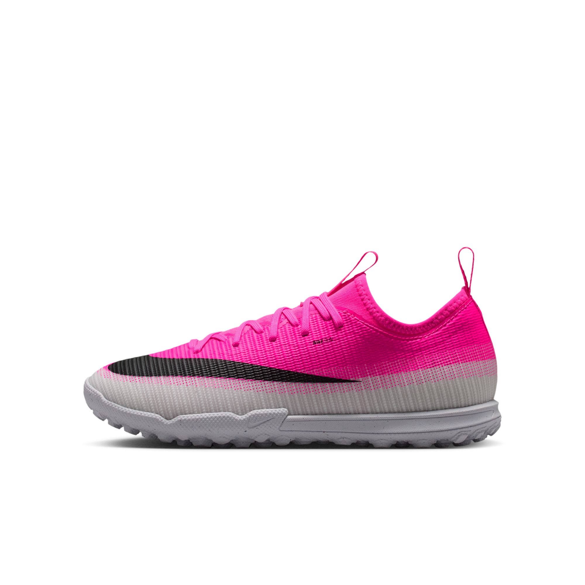 Nike Jr. Mercurial Vapor 17 Academy Zapatos de fútbol para pasto sintético (turf) de corte low para niños grandes