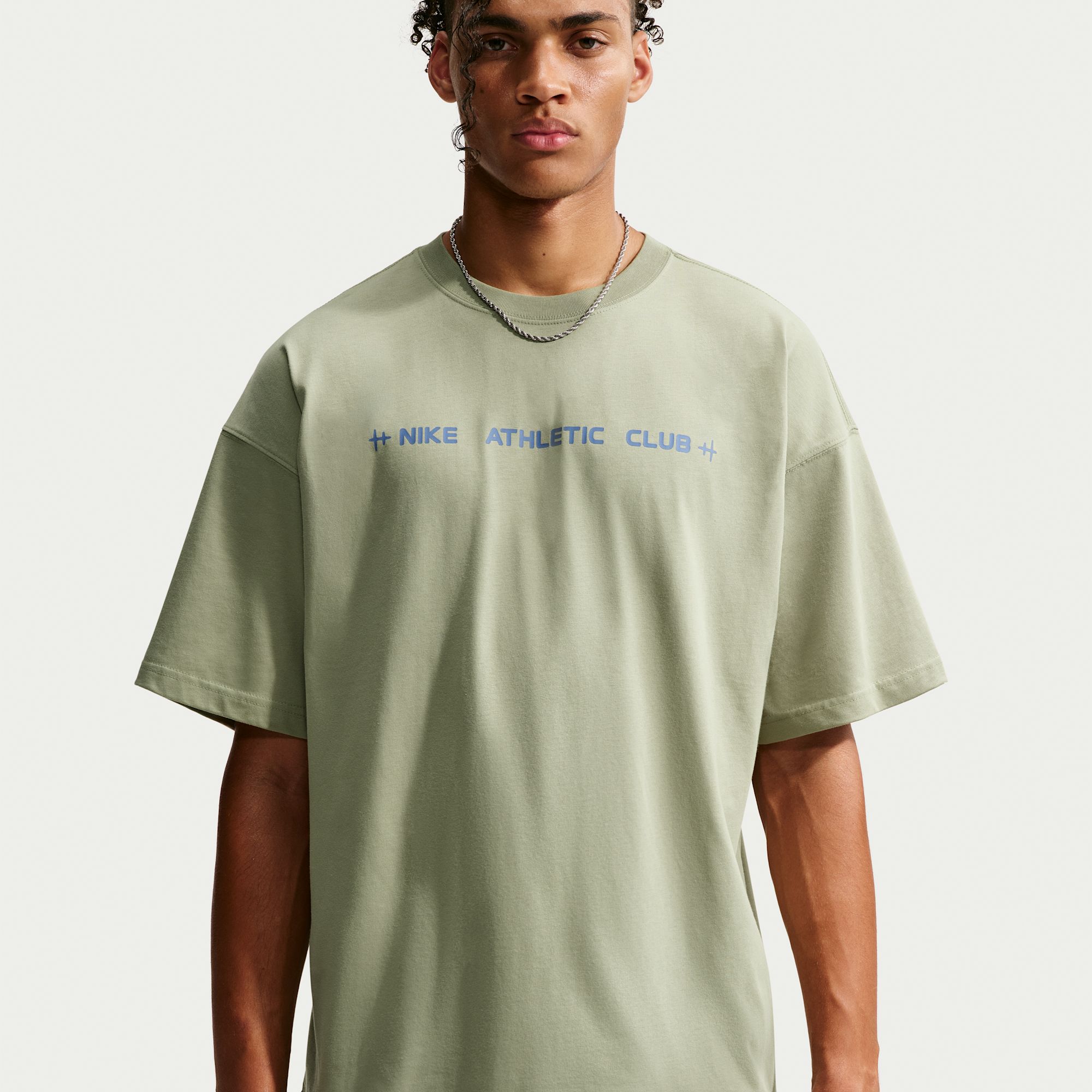 Nike N.A.C. Polera oversized para hombre