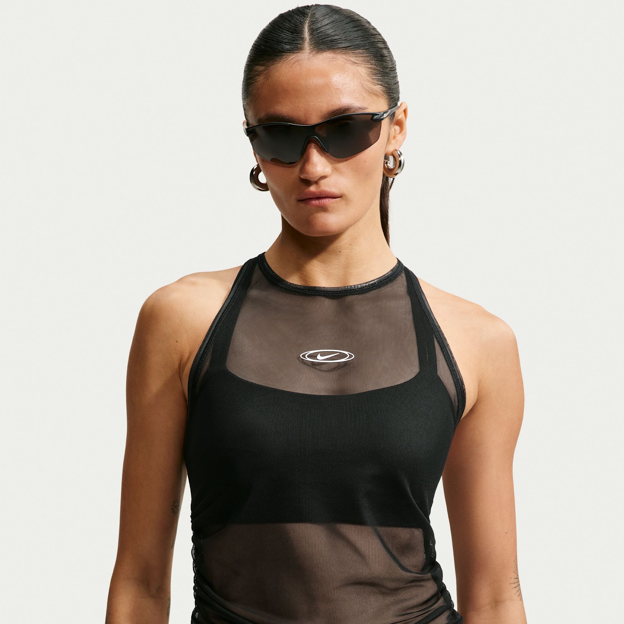 Nike Sportswear Camiseta sin mangas transparente ajustada para mujer