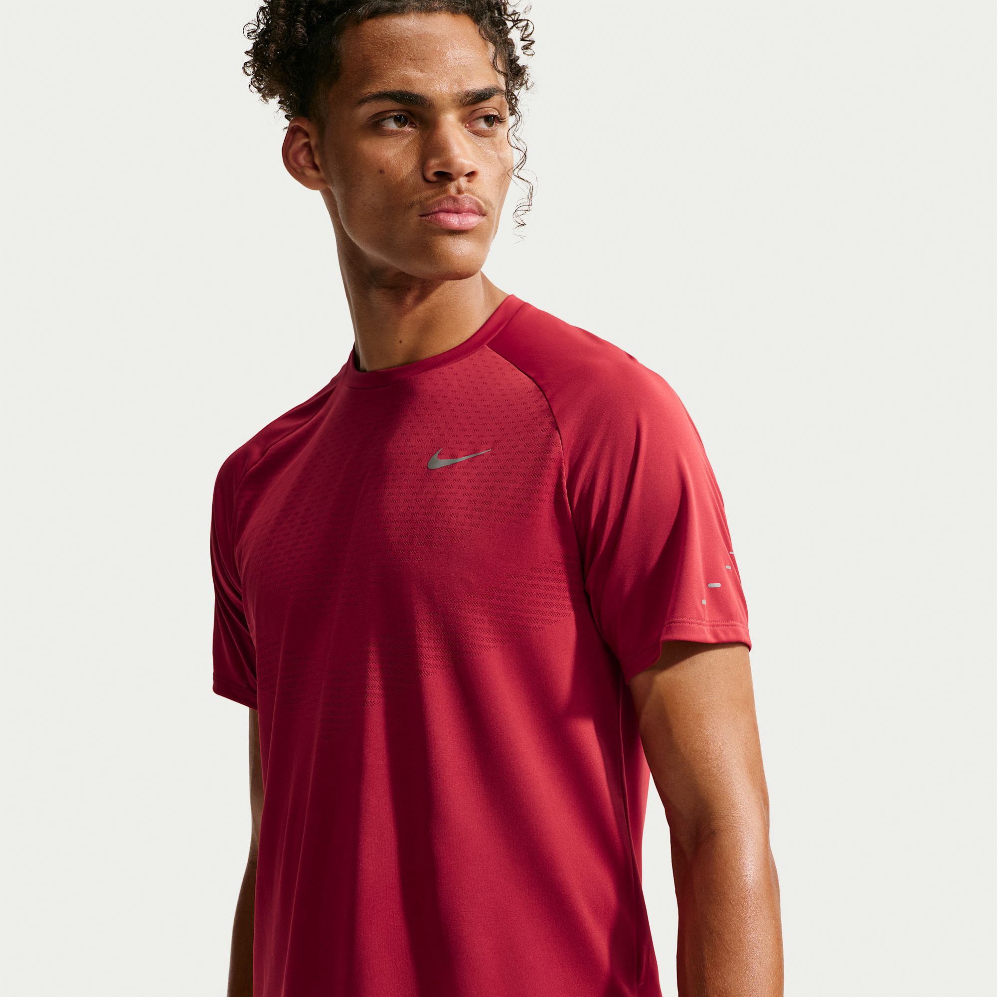 Nike Stride Polera de correr de manga corta Dri-FIT ADV para hombre