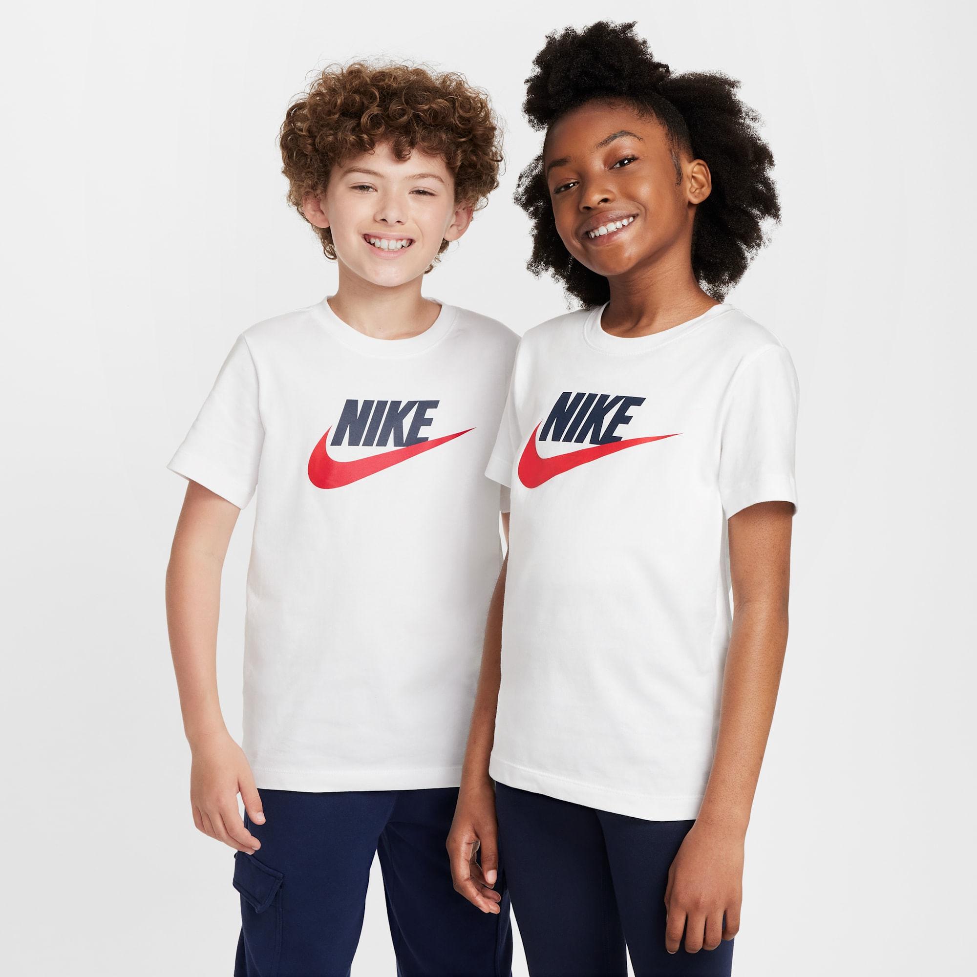 Nike Sportswear Polera para niños talla grande