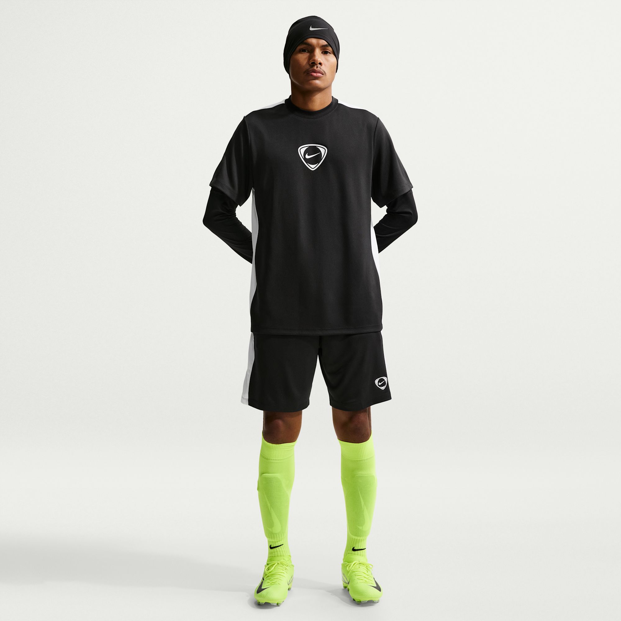 Nike Academy+ Shorts de fútbol Dri-FIT para hombre