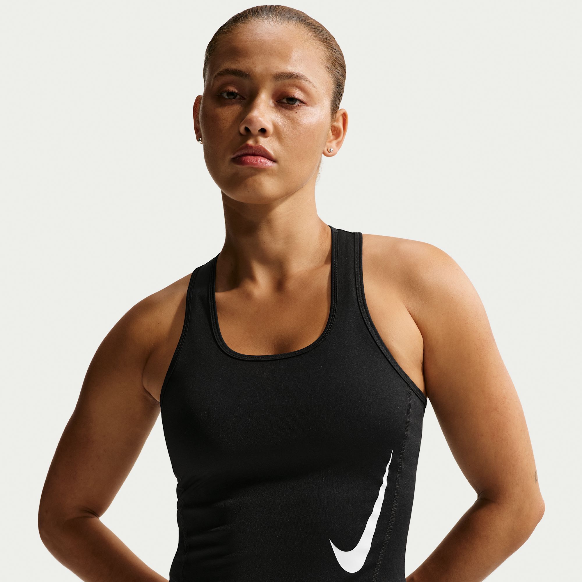 Nike Tempo Swoosh Polera de tirantes de correr Dri-FIT para mujer