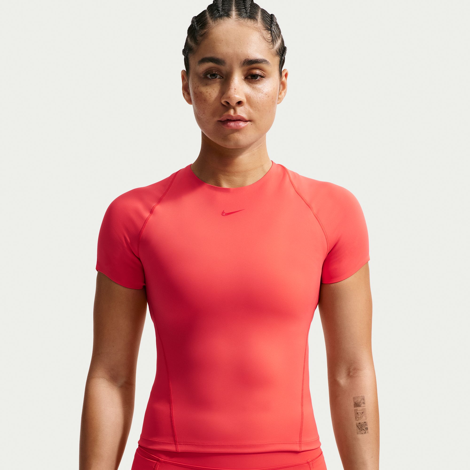 Nike Universa Polera de manga corta Dri-FIT