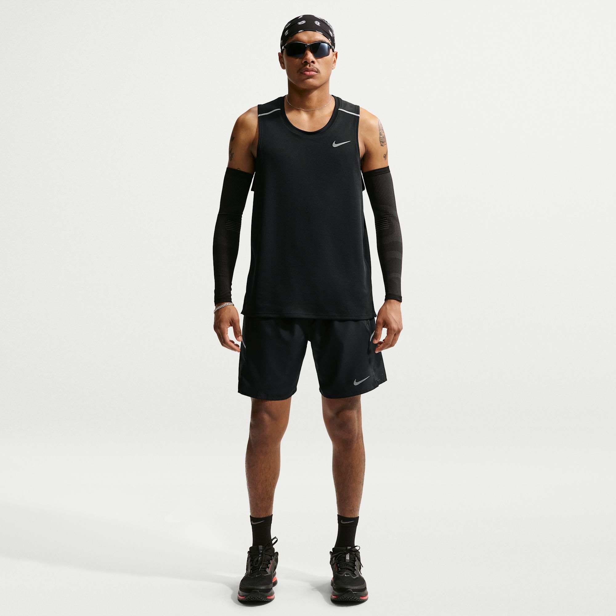 Nike Miler Shorts de correr Dri-FIT de 18 cm con forro de ropa interior para hombre