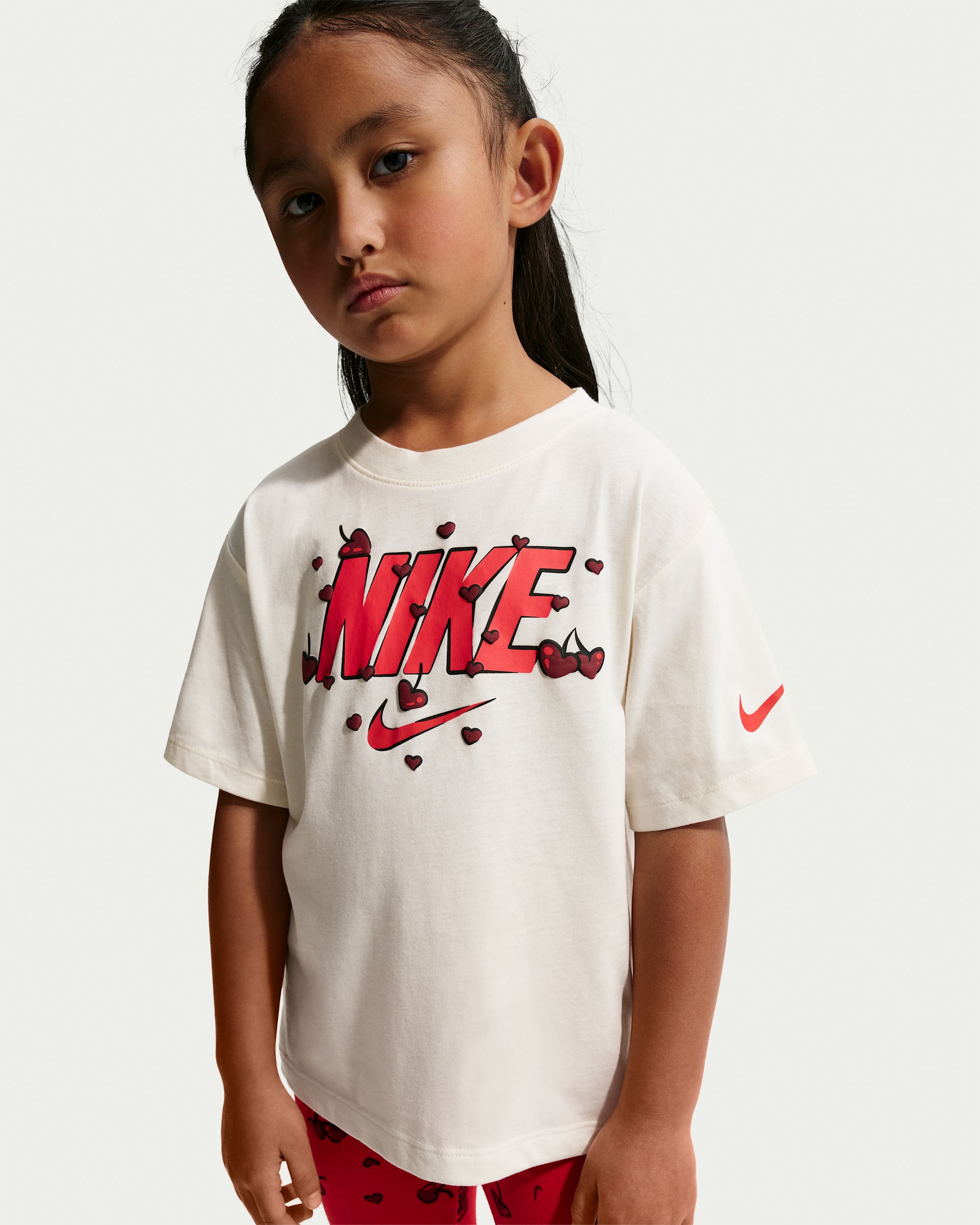 Nike Cherry Polera de corte cuadrado para niñas talla pequeña