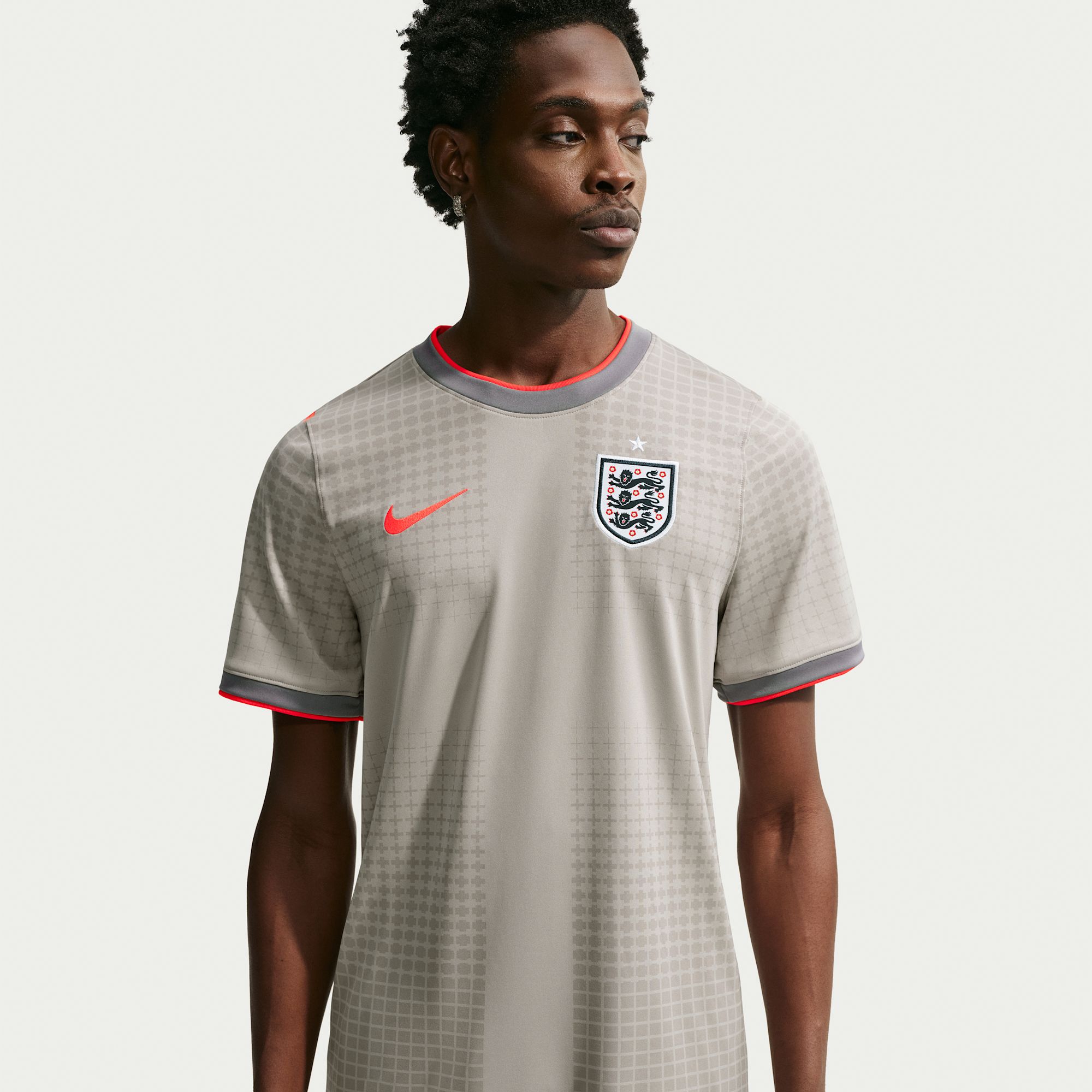 England Academy Pro Camiseta de fútbol de manga corta Nike Dri-FIT para antes del partido para hombre