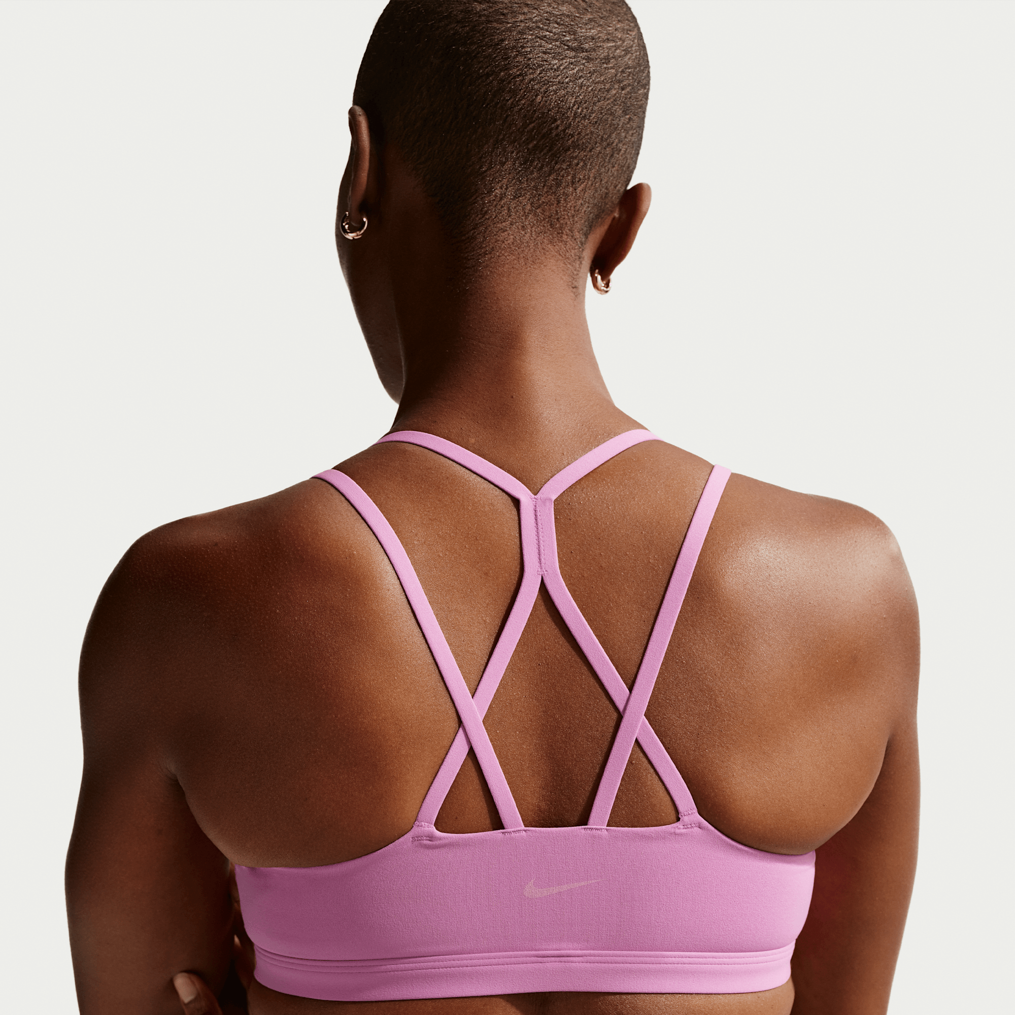 Nike Zenvy Strappy Peto deportivo con soporte ligero y copas para mujer
