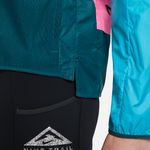 W-NK-SF-TRAIL-JKT