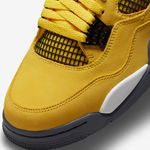 AIR-JORDAN-4-RETRO
