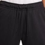 Nike-Sportswear-Essential