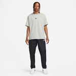 Nike-Sportswear-Premium-Essentials