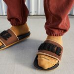 NIKE-OFFCOURT-SLIDE-SE