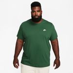 Nike-Sportswear-Club