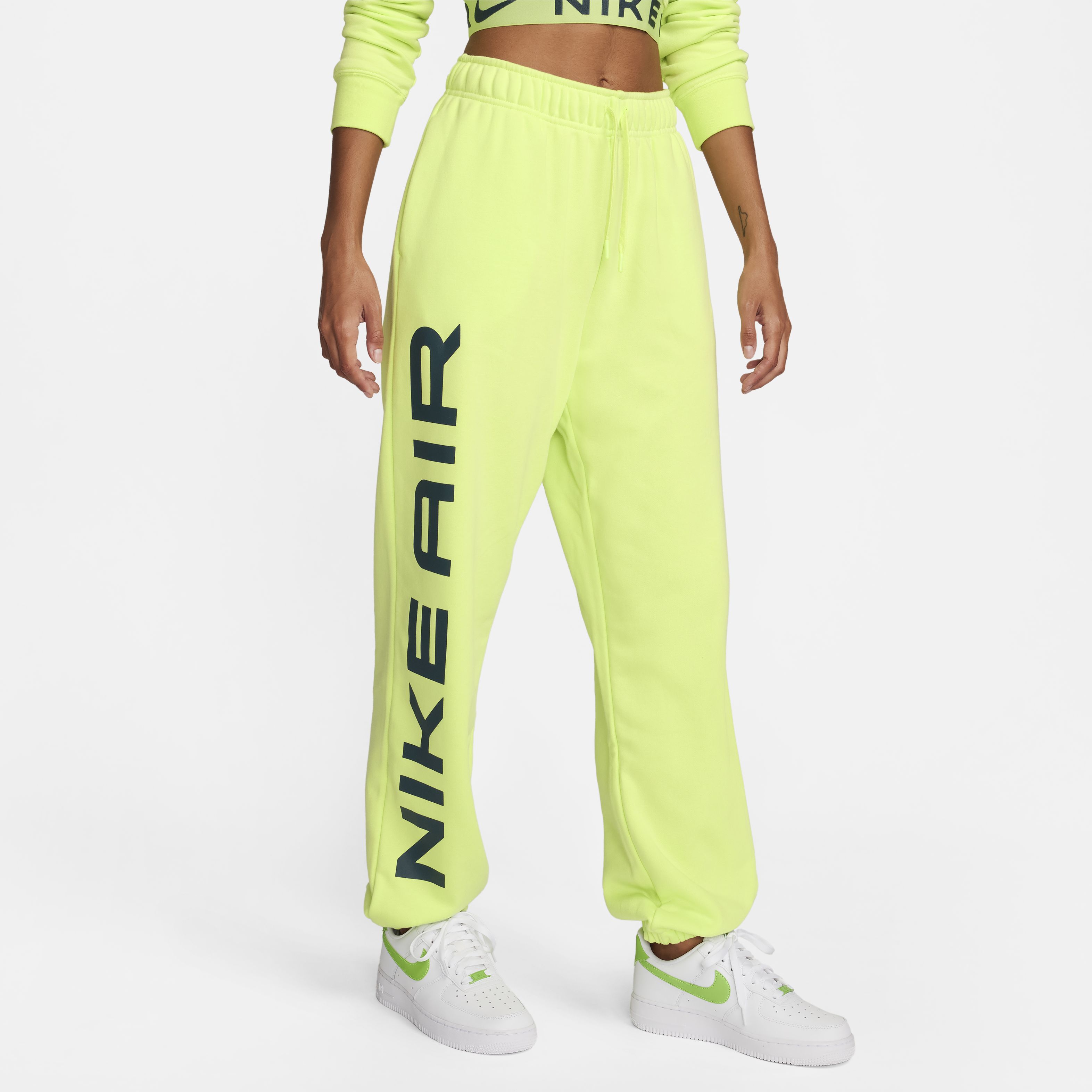 Pantalones nike mujer verdes online