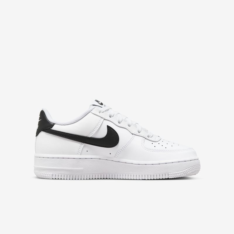 Nike Air Force 1 07 Women's Shoe Nike Mens Nike Air Force One Amazon ...
