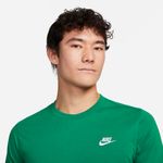 Nike-Sportswear-Club