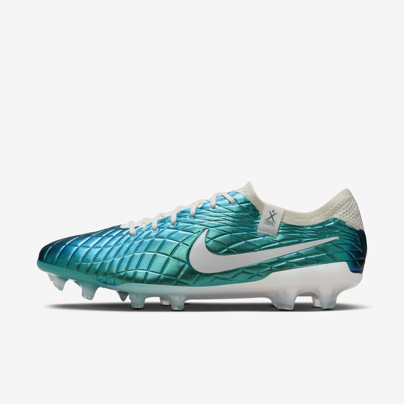 Nike-Tiempo-Legend-10-Elite-30